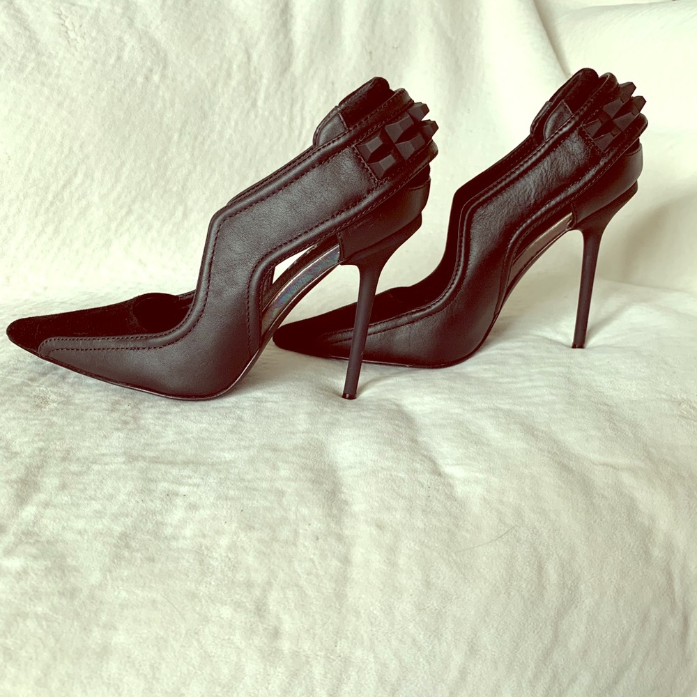 L.A.M.B. “Enforcer” Heel - Amazing Condition